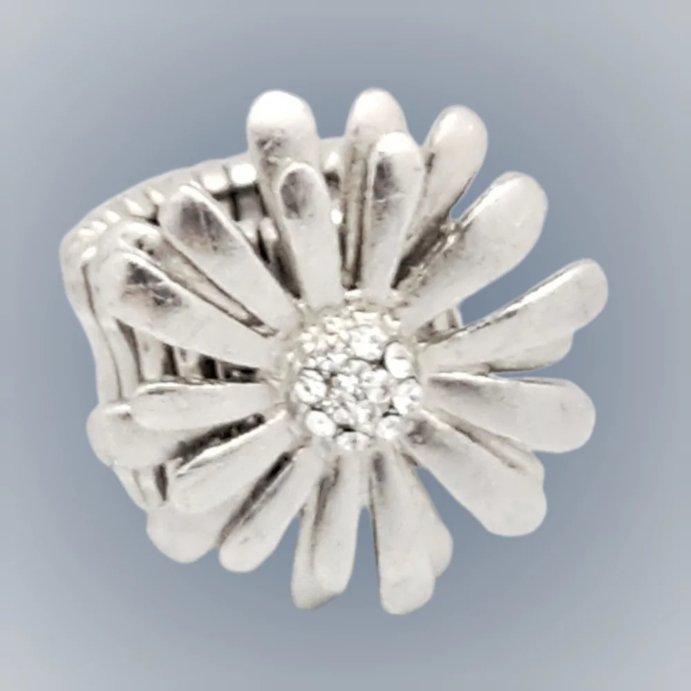 Silver Tone Floral Stretch Ring with Clear Rhinestone Center | NWOT